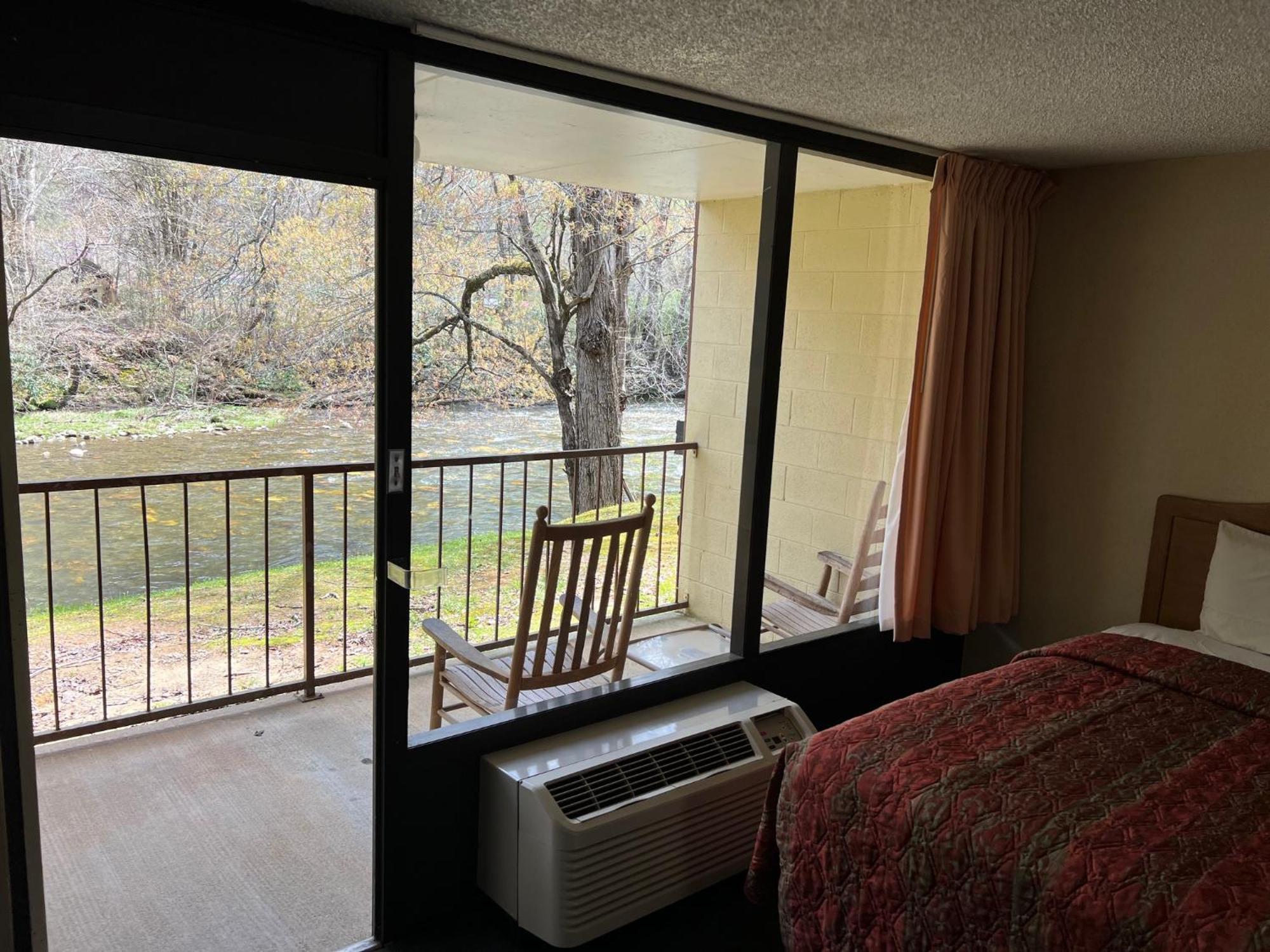 Newfound Lodge On The River Cherokee Buitenkant foto