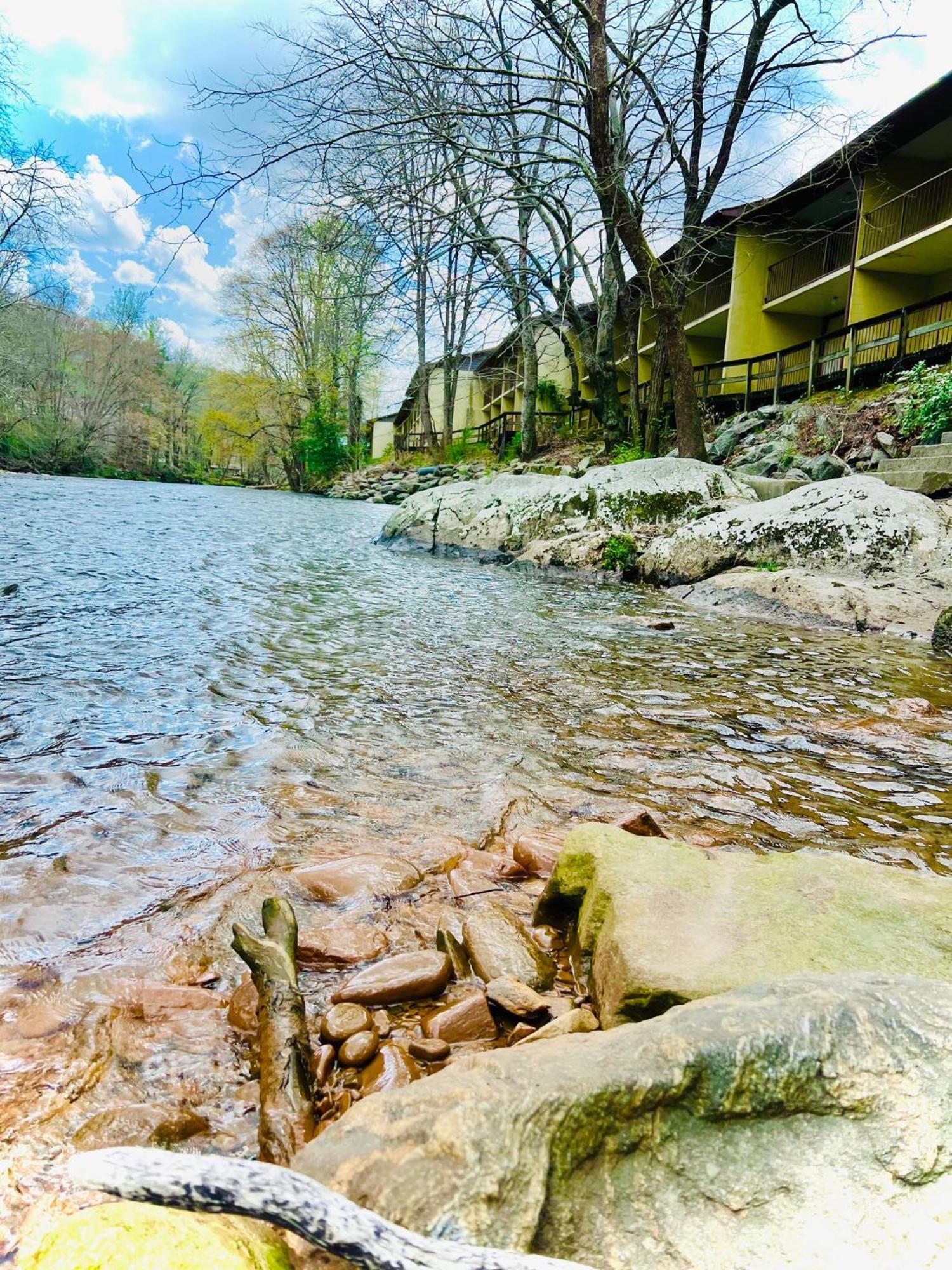 Newfound Lodge On The River Cherokee Buitenkant foto